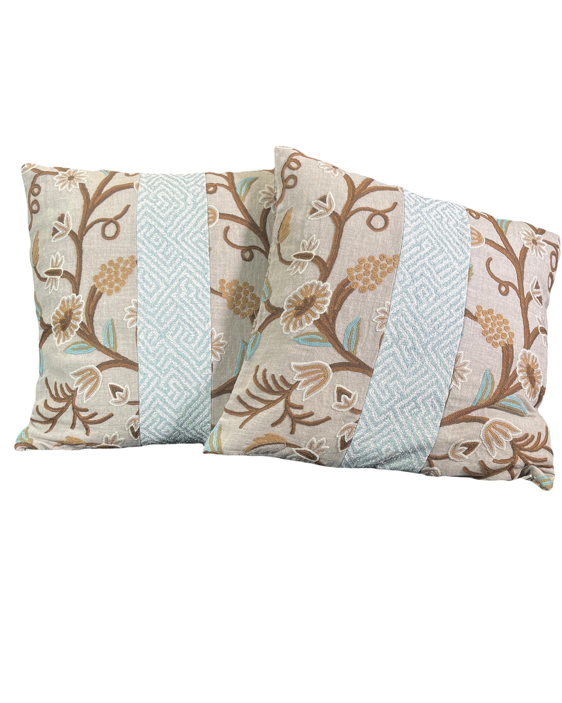 2 Pillows Patchwork Crewel on Linen