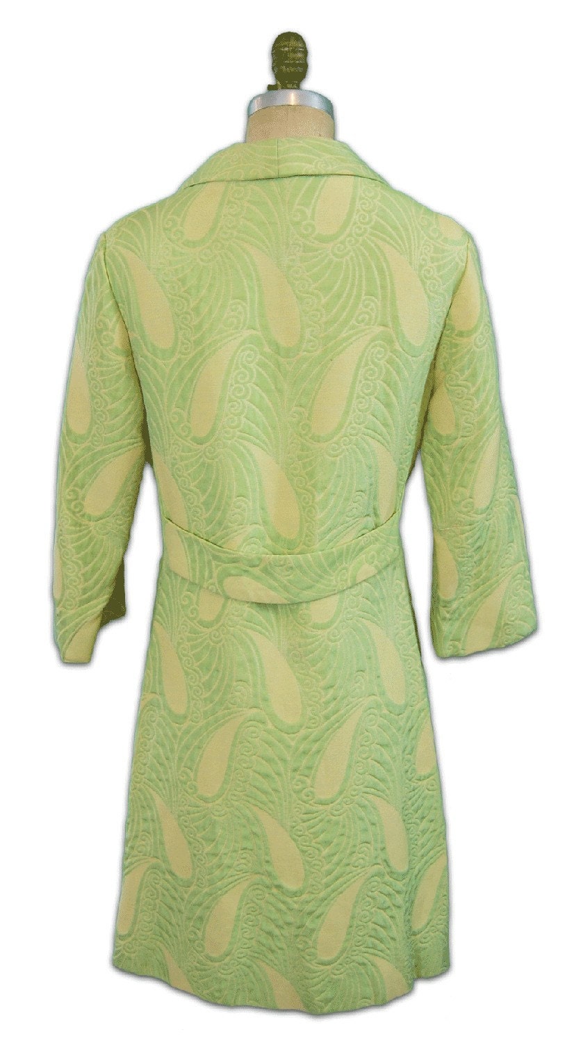 1960s Vintage Citrus Green Paisley Coat