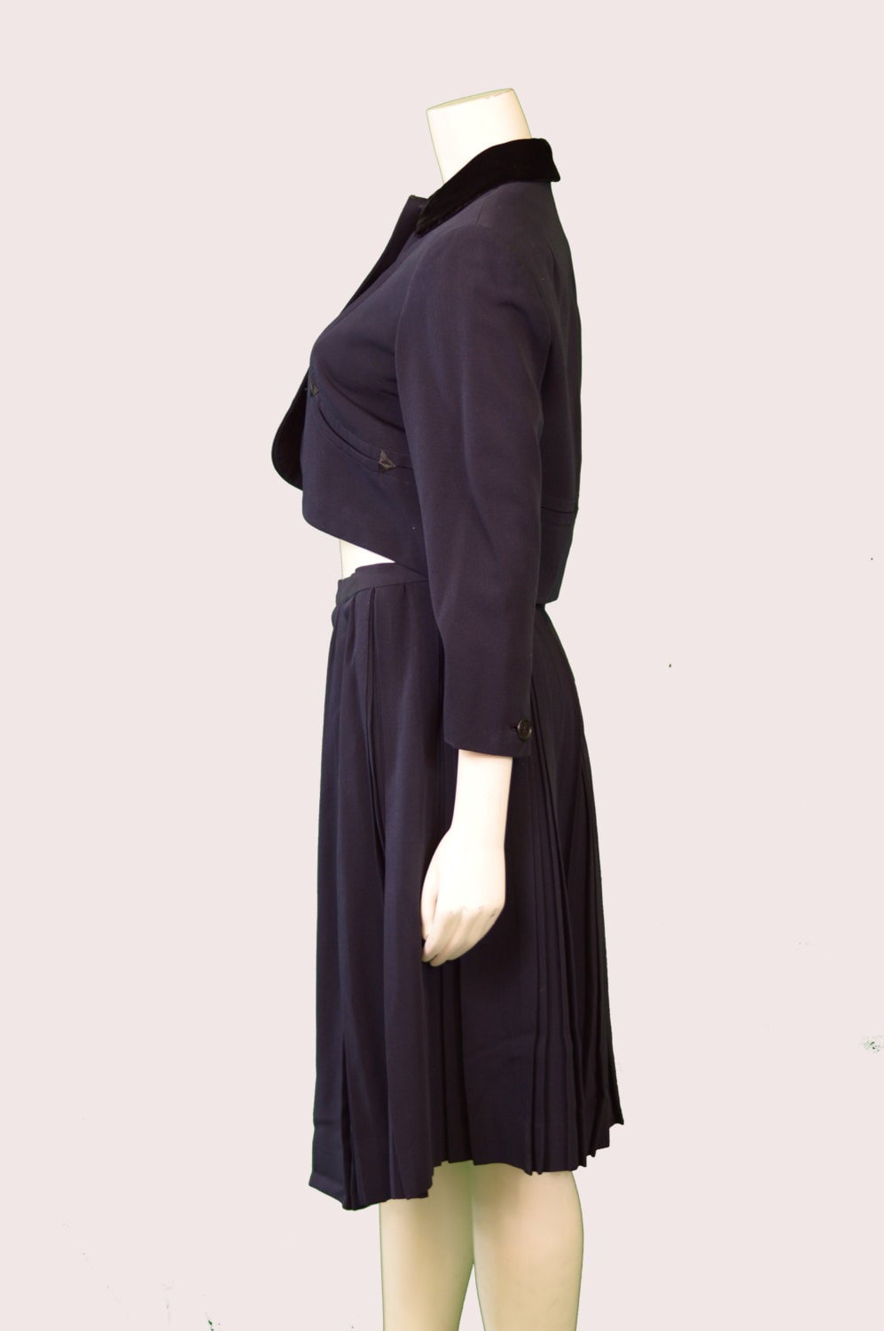 Nan Duskin 2 Piece Bolero Jacket Suit w Velvet Collar