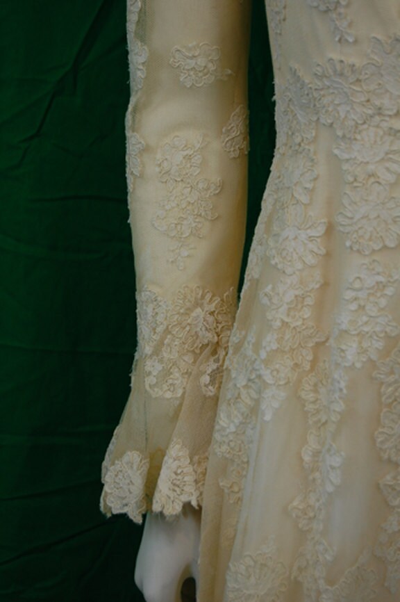Wedding Dress, 1970 Priscilla of Boston