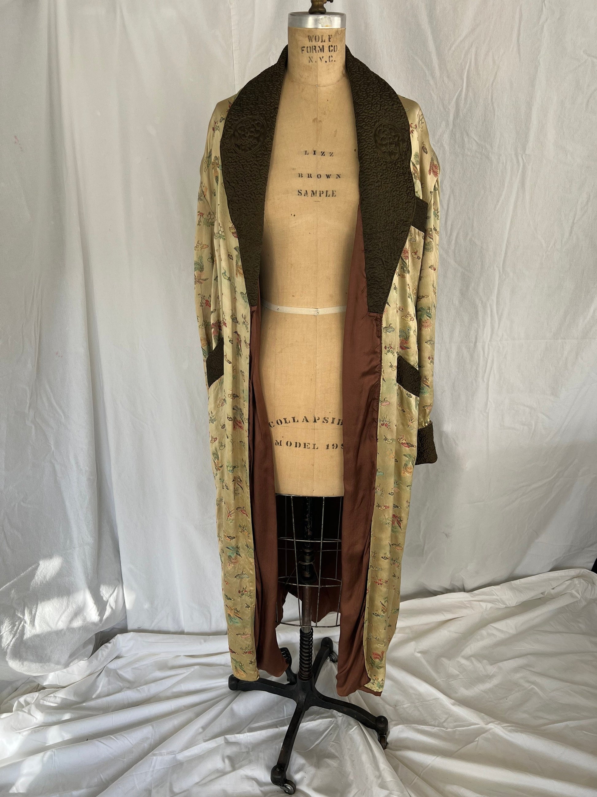 1960’s Pure Silk Vintage Chinese Robe