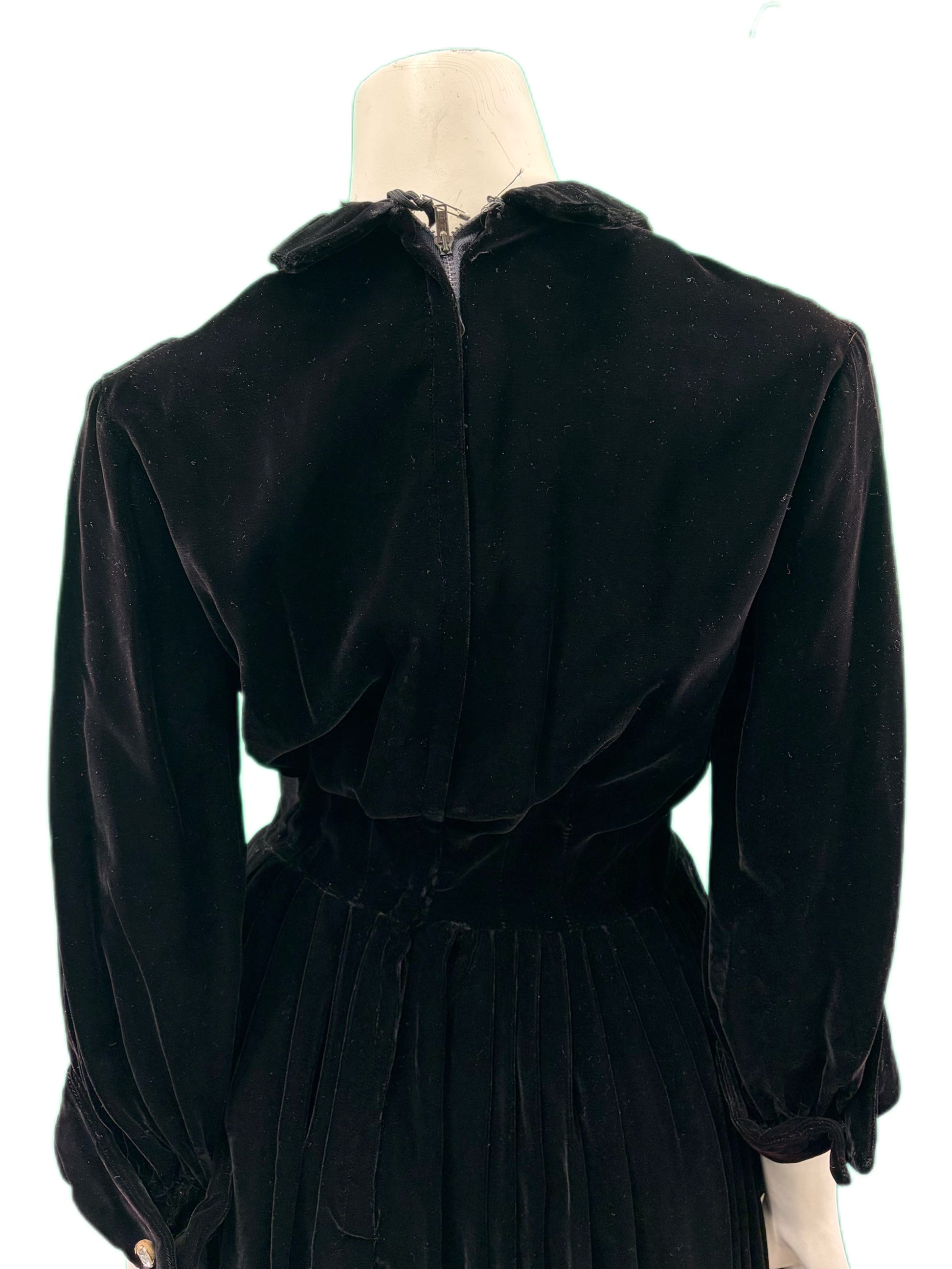 Perette Velvet Dress