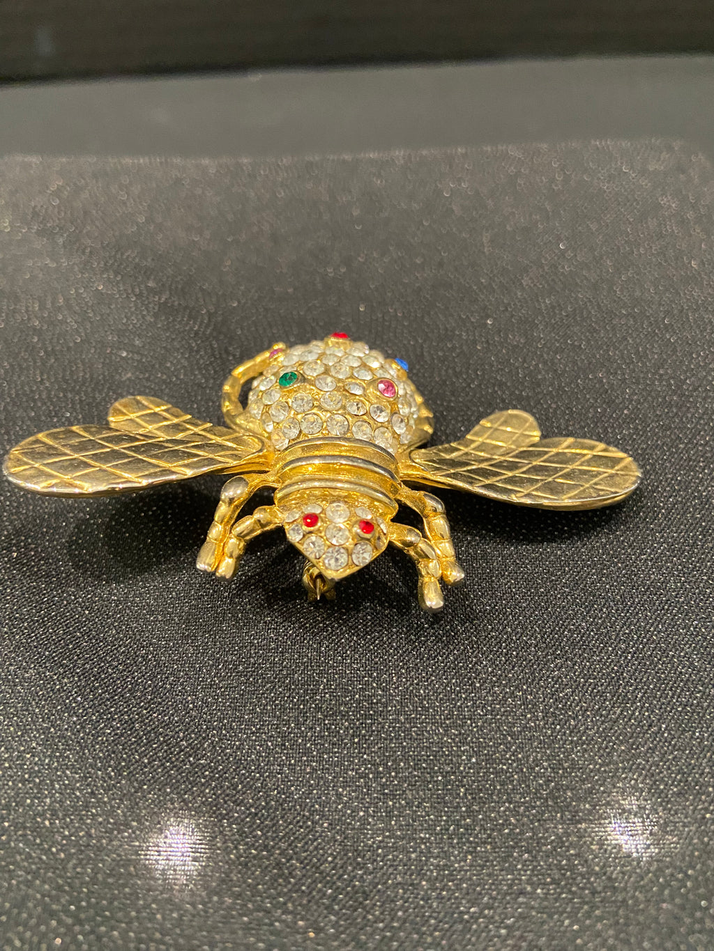 Large Bee Pin