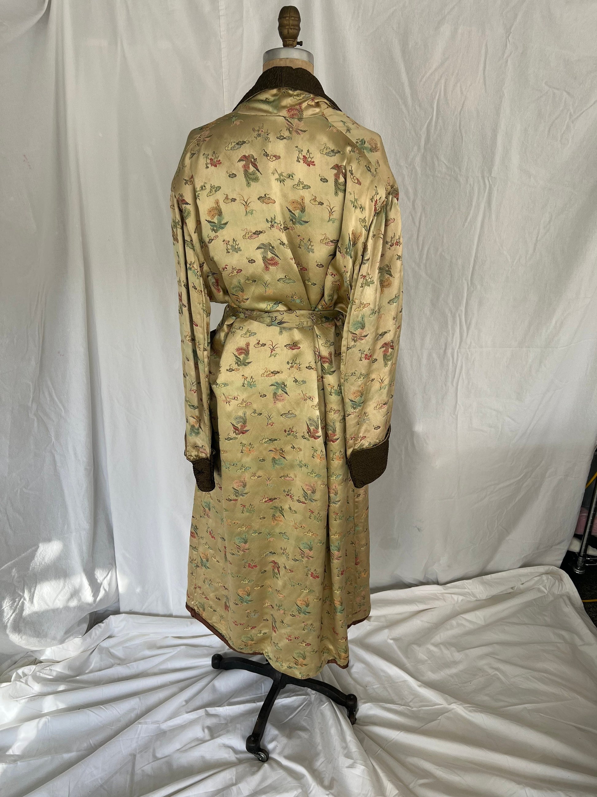 1960’s Pure Silk Vintage Chinese Robe