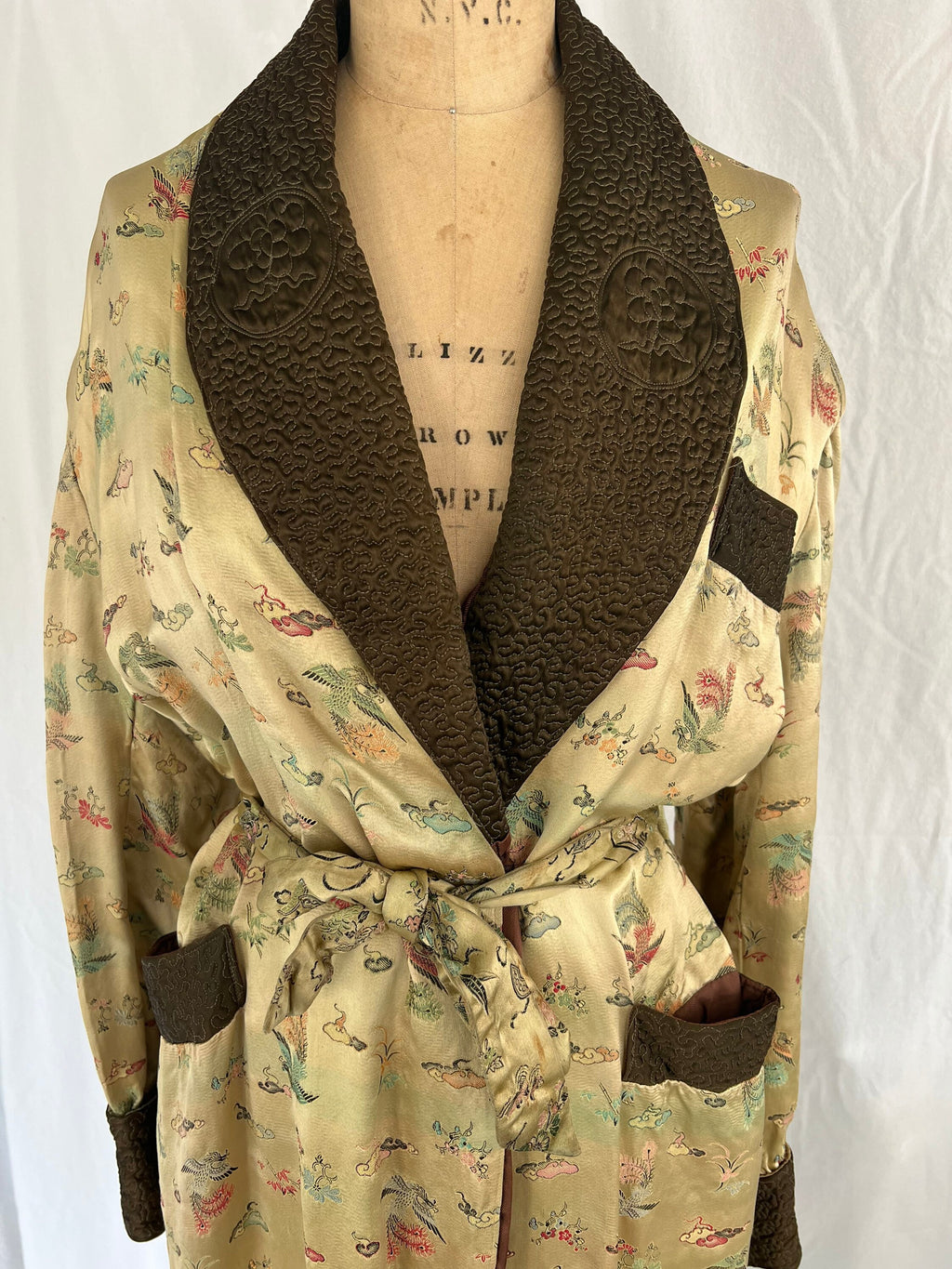 1960’s Pure Silk Vintage Chinese Robe