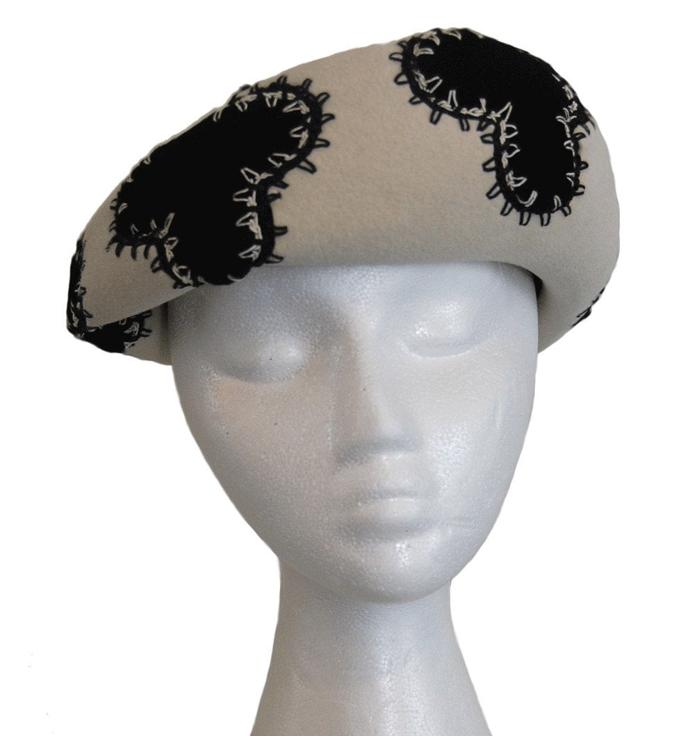1950s Vintage Schiaparelli Wool and Velvet Hat