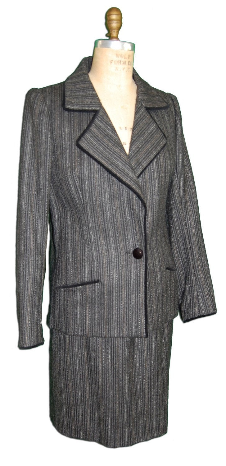 1960s Vintage Tailored Pinstripe Women's Suit