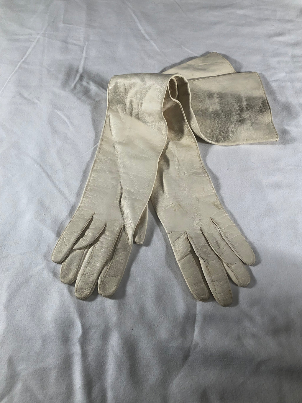 White Formal Length Leather Gloves