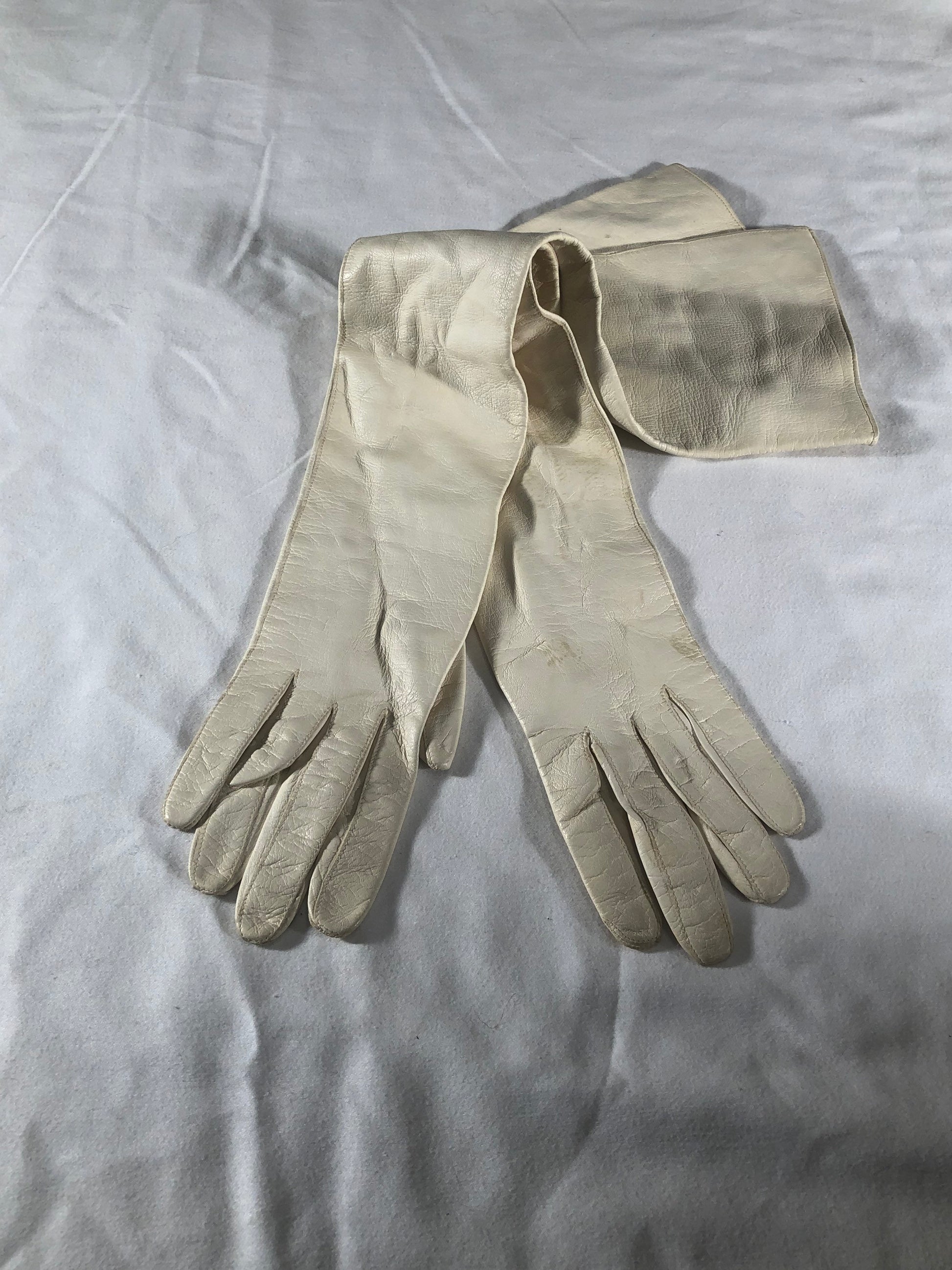 White Formal Length Leather Gloves