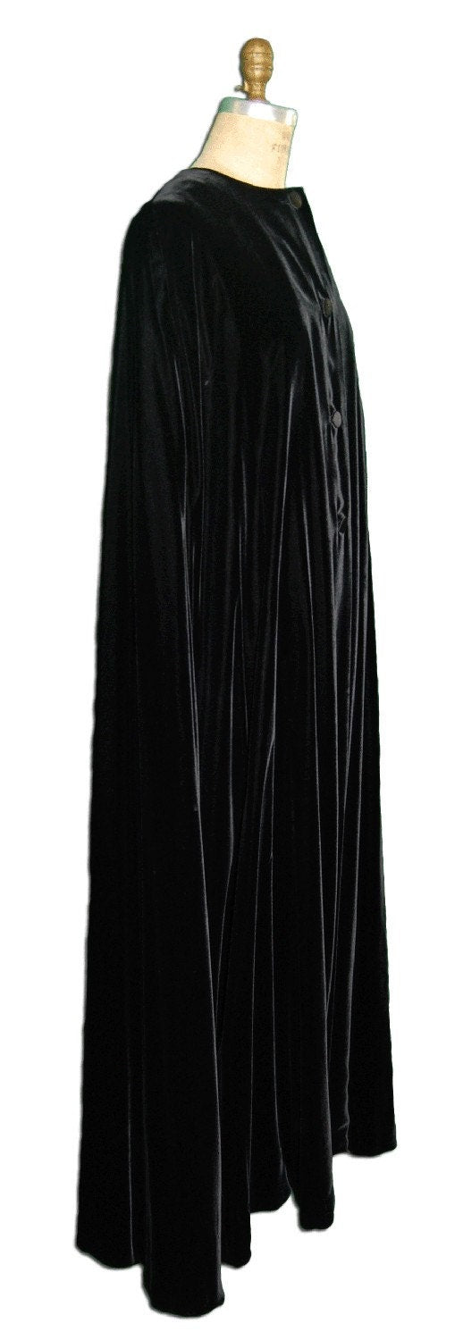 1980s Vintage Black Silk Velvet Cape